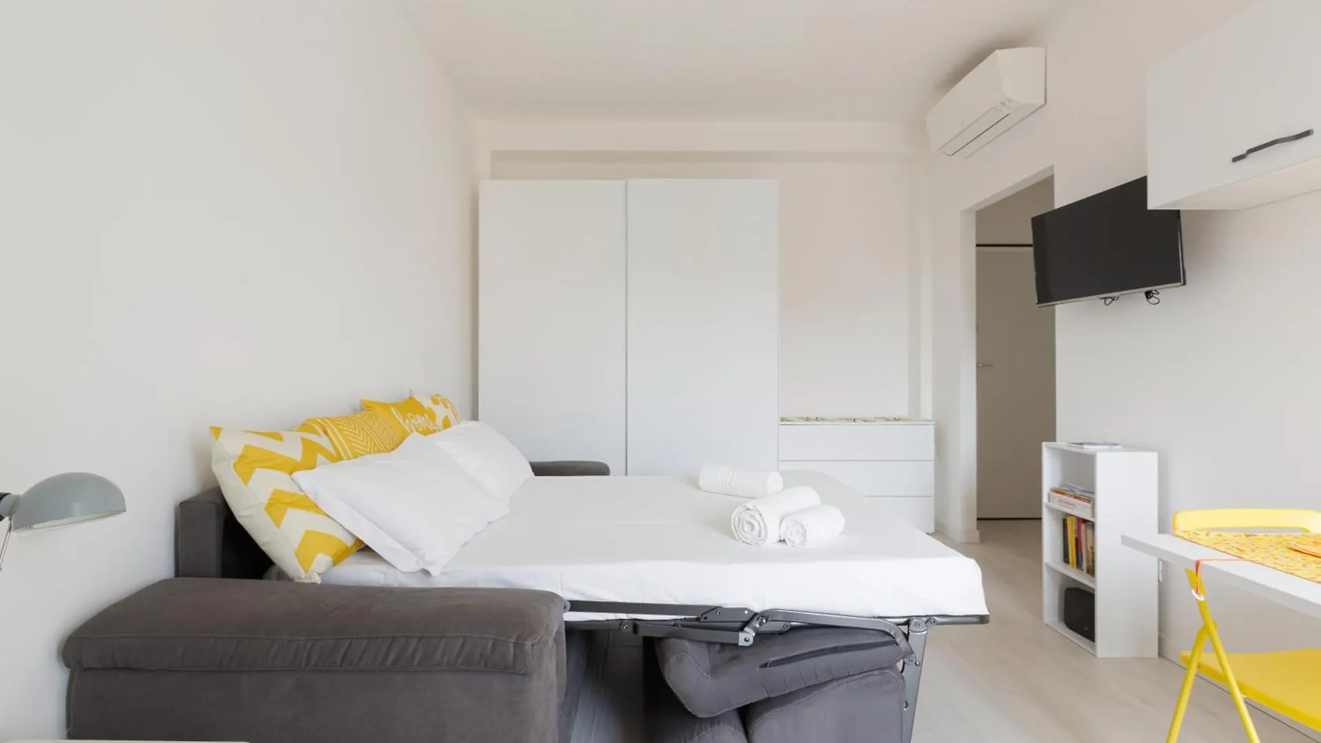 Iulm University Cosy Studio Milan